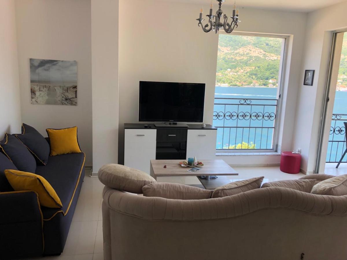 Apartment Galina Tivat Exterior foto