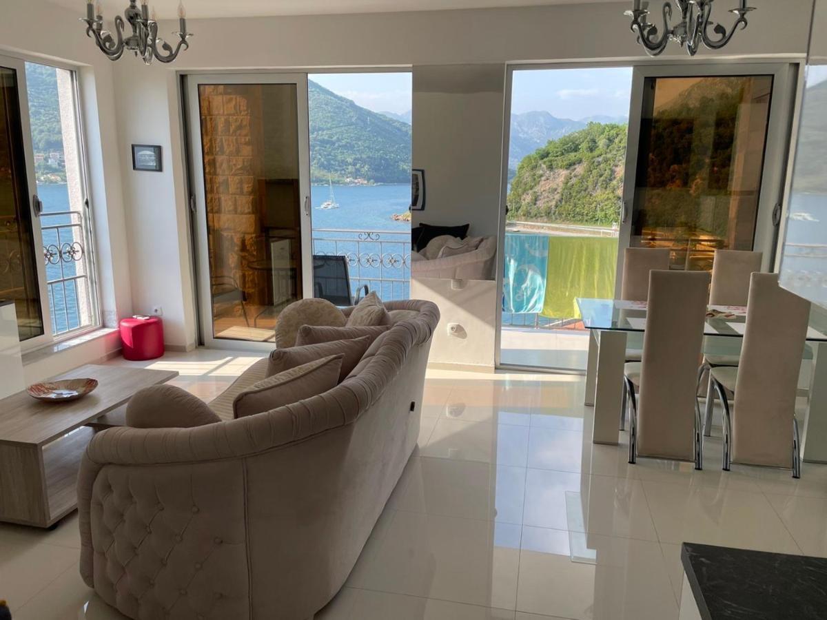 Apartment Galina Tivat Exterior foto